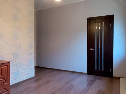 будинок за адресою Петра Калнишевського просп. (Косіора), 2
