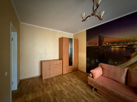 квартира за адресою Академіка Сахарова вул., 40/1