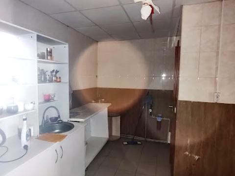 комерційна за адресою Кургузова вул., 1а к2