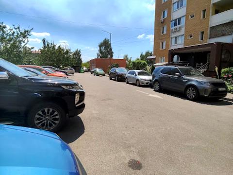 комерційна за адресою Кургузова вул., 1а к2