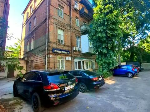 квартира за адресою Дмитра Яворницького просп. (Карла Маркса), 34