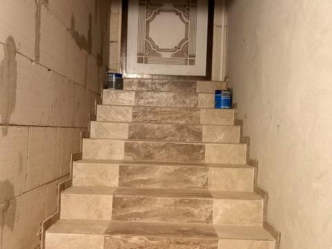 1869886707796038