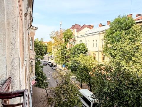 комерційна за адресою Івано-Франківськ, Михайла Грушевського вул., 37