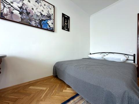 квартира за адресою Данила Галицького пл., 2