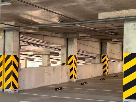 паркоместо по адресу Виктора Некрасова ул. (Північно-Сирецька), 10-А