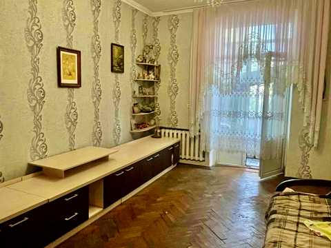 квартира за адресою Пастера вул., 12