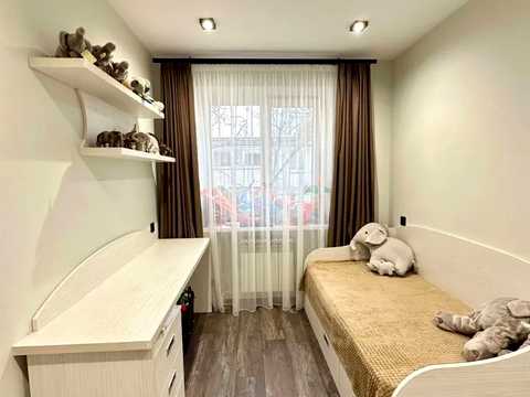квартира за адресою Олександра Поля просп. (Кірова), 74