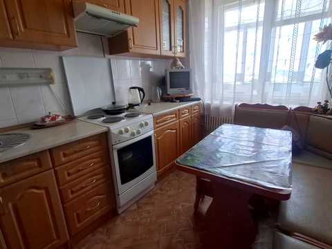 квартира за адресою Академіка Богомольця вул., 1