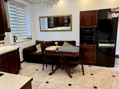 будинок за адресою Дрогобицька вул., 10
