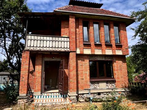 будинок за адресою Жасмінова