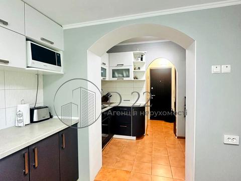 квартира за адресою Космонавта Поповича вул. (Космонавта Волкова), 24