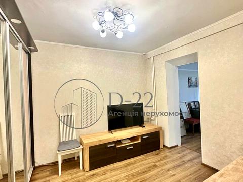 квартира за адресою Космонавта Поповича вул. (Космонавта Волкова), 24