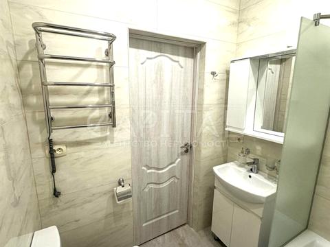квартира за адресою Дніпровська набережна вул., 20-А