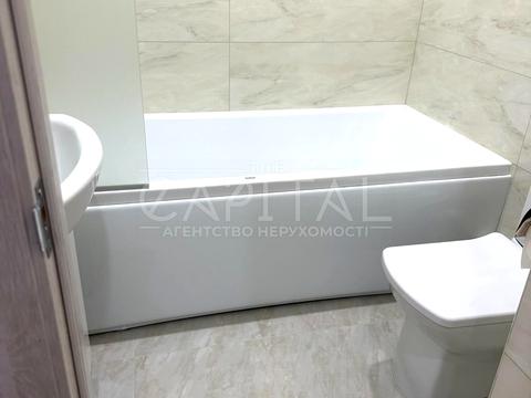 квартира за адресою Дніпровська набережна вул., 20-А