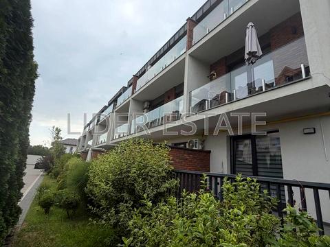 квартира за адресою Олександра Хіри вул., 21