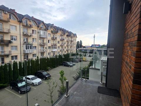квартира за адресою Олександра Хіри вул., 21