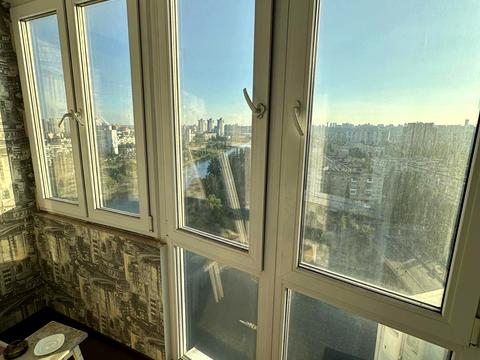 коммерческая по адресу Соборности просп. (Возз'єднання), 30-А
