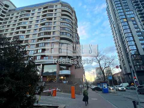 коммерческая по адресу Жилянская ул., 59