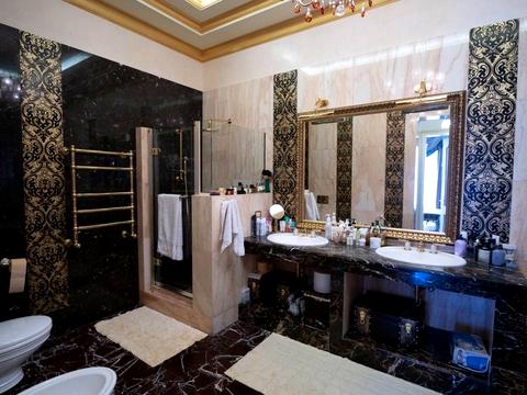 будинок за адресою Купріна вул., 16/1