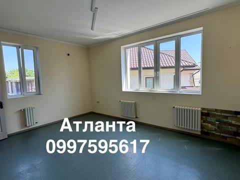 коммерческая по адресу Відважних ул., 34