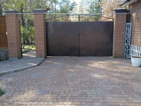 будинок за адресою лісова, 222