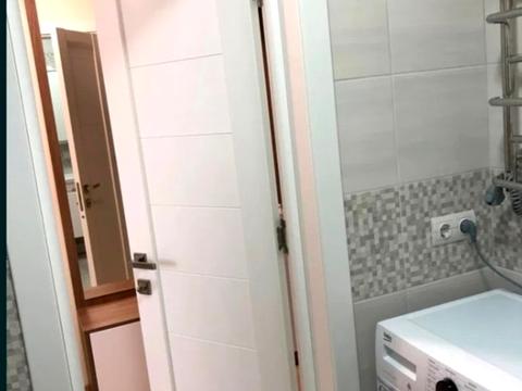квартира за адресою Леоніда Бірюкова бульв., 2-А