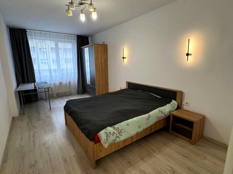 квартира по адресу Угорская ул., 14е
