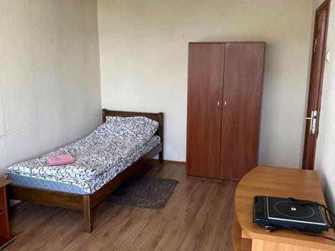 квартира за адресою Євгена Коновальця вул. (), 105
