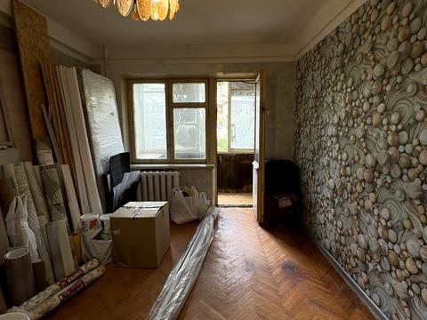 квартира за адресою Героїв Космосу вул., 1-Б