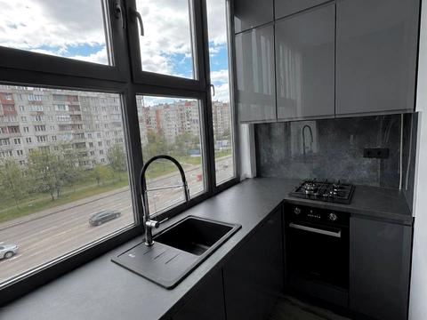 квартира за адресою Володимира Івасюка вул., 10
