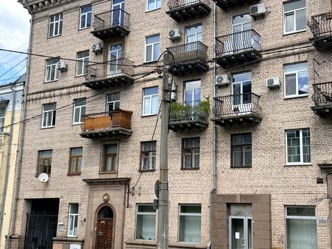 комерційна за адресою Лютеранська вул., 17