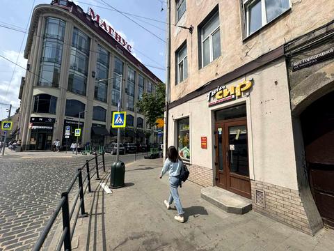 комерційна за адресою Городоцька вул., 4