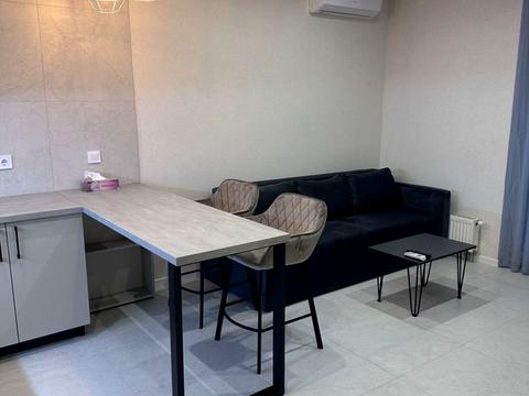 квартира за адресою Салютна вул., 2к8
