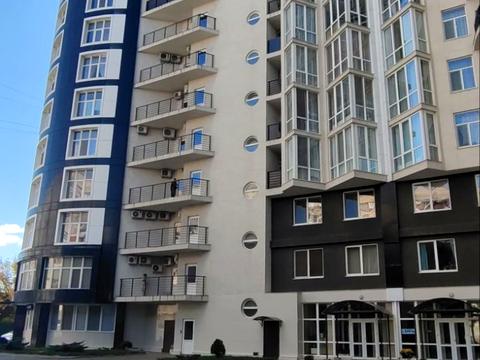 квартира за адресою Героїв Оборони Одеси вул. (Героїв Сталінграду), 24