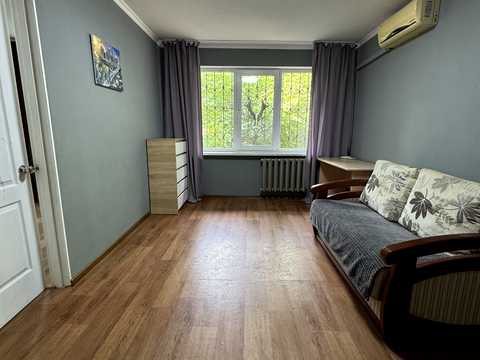 квартира за адресою Ушинського вул., 8