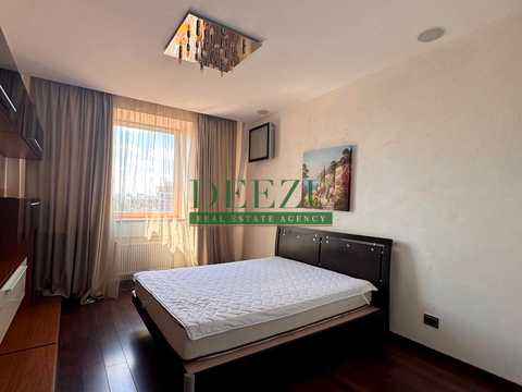 квартира за адресою Лабораторна вул., 8