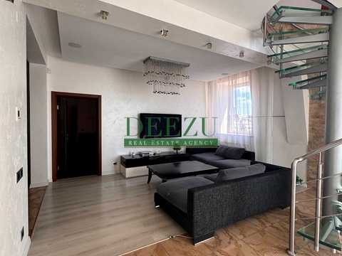 квартира за адресою Лабораторна вул., 8