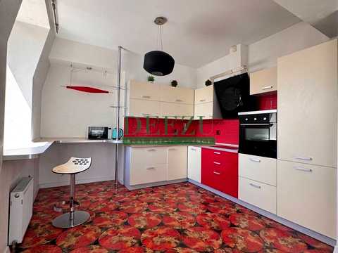 квартира за адресою Лабораторна вул., 8
