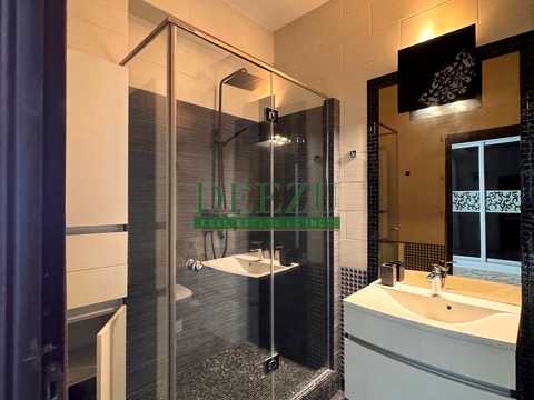 квартира за адресою Лабораторна вул., 8
