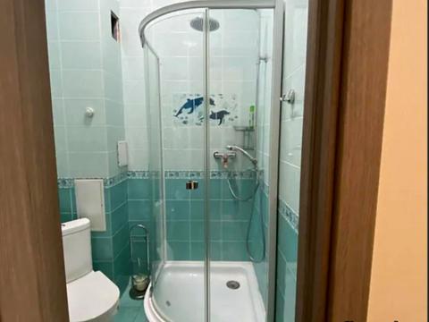 комерційна за адресою Академіка Глушкова просп., 9-В