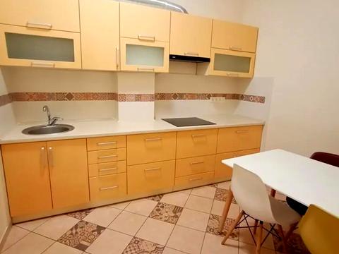 комерційна за адресою Академіка Глушкова просп., 9-В