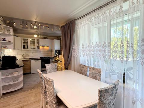 квартира за адресою 15-й мікрорайон, 10