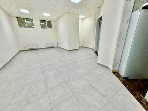комерційна за адресою Глибочицька вул., 73