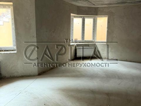 коммерческая по адресу вул. Радісна, 10