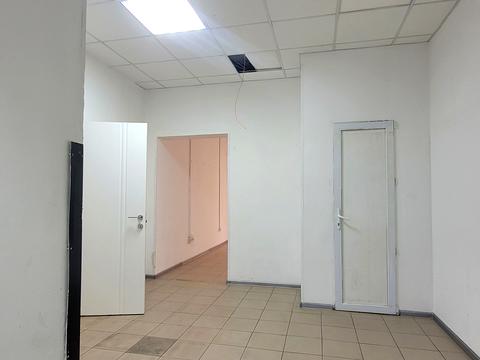 комерційна за адресою Київ, Берестейський просп. (Перемоги), 131-А