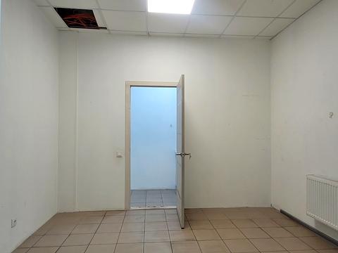 комерційна за адресою Київ, Берестейський просп. (Перемоги), 131-А
