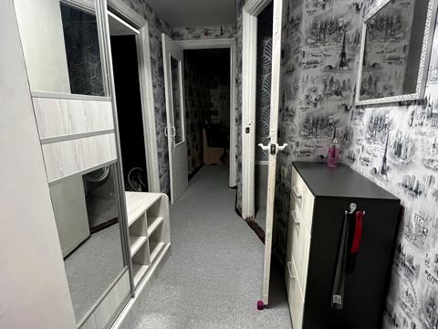 квартира за адресою Євгена Маланюка пл., 9