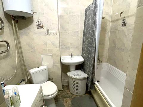 квартира за адресою Саперно-Слобідська вул., 10
