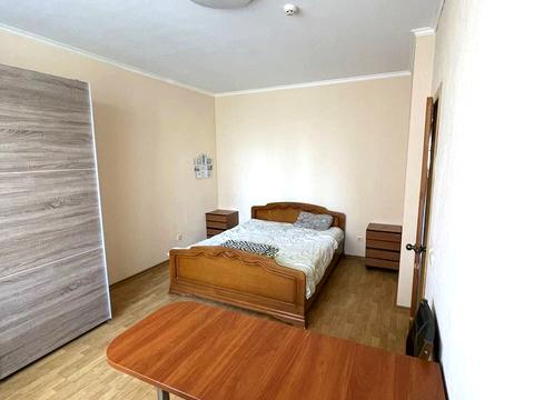 квартира за адресою Саперно-Слобідська вул., 10