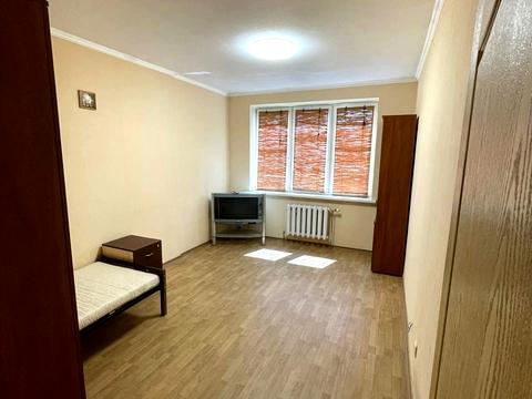 квартира за адресою Саперно-Слобідська вул., 10